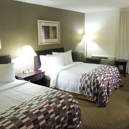 Red Roof Inn Plus Newark Liberty Airport - Картерет Экстерьер фото