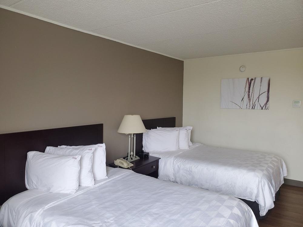 Red Roof Inn Plus Newark Liberty Airport - Картерет Экстерьер фото