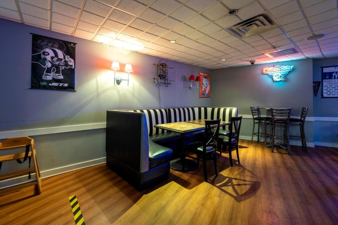 Red Roof Inn Plus Newark Liberty Airport - Картерет Экстерьер фото