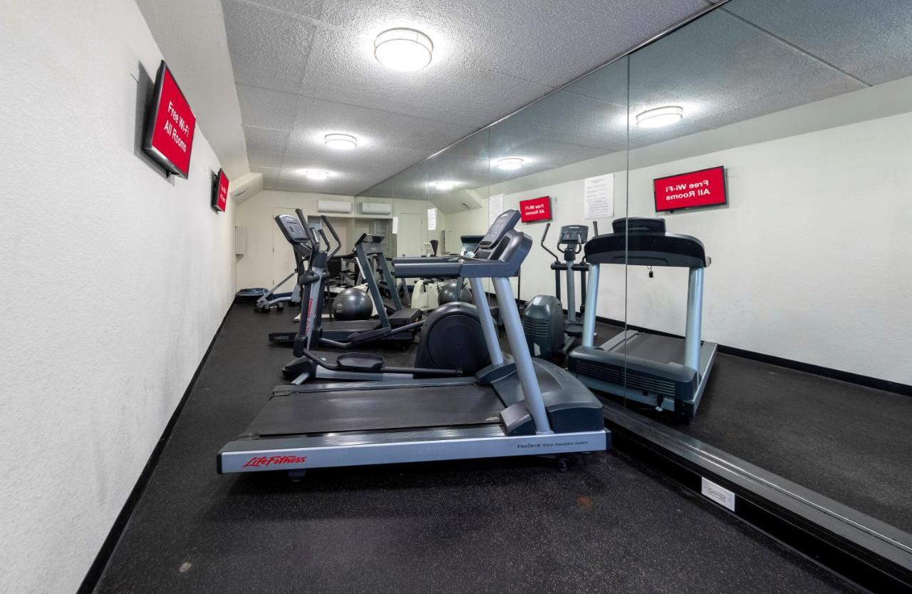 Red Roof Inn Plus Newark Liberty Airport - Картерет Экстерьер фото