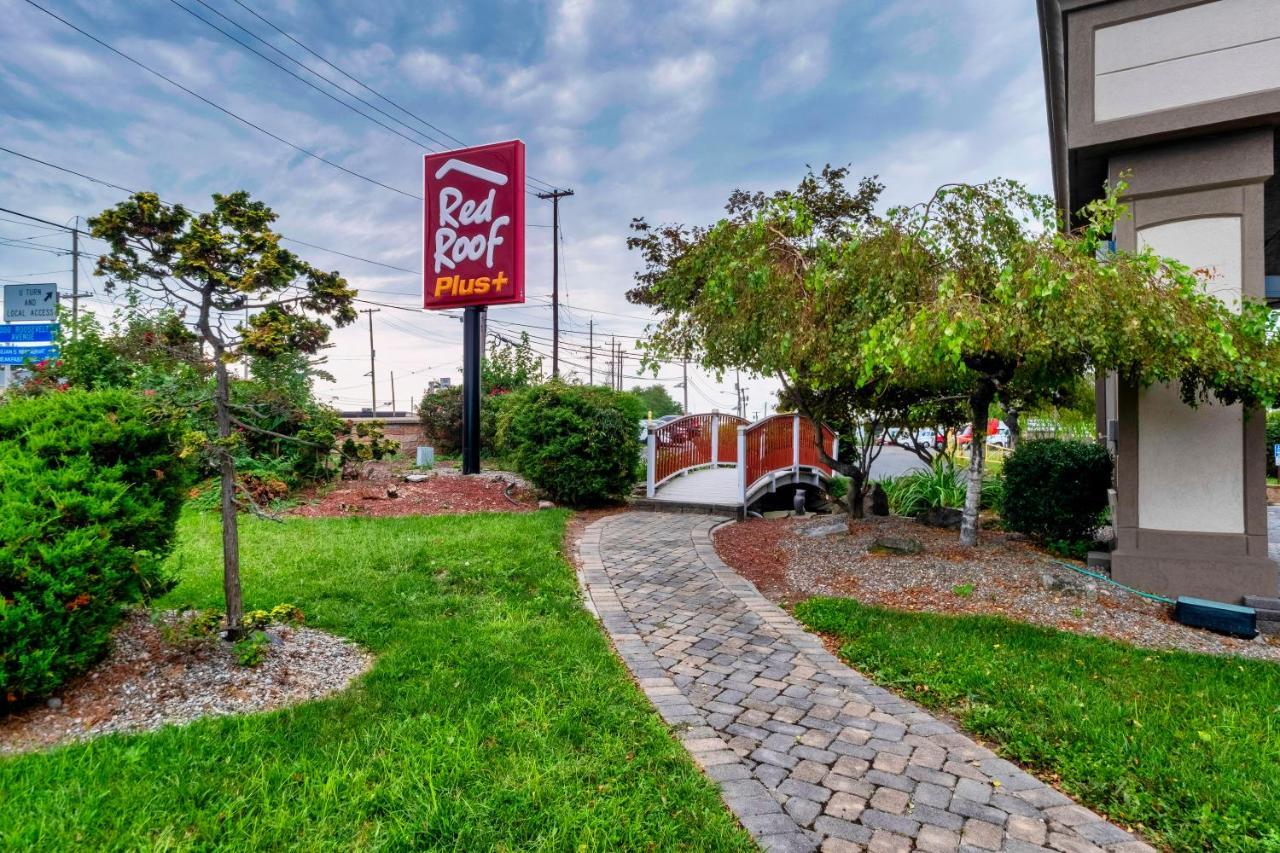 Red Roof Inn Plus Newark Liberty Airport - Картерет Экстерьер фото