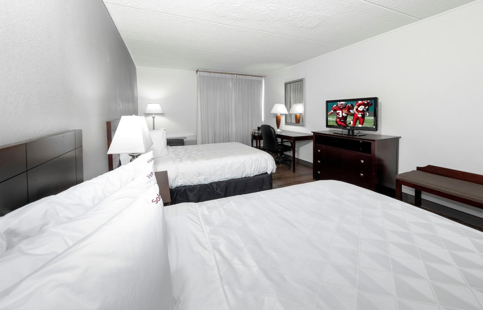 Red Roof Inn Plus Newark Liberty Airport - Картерет Экстерьер фото