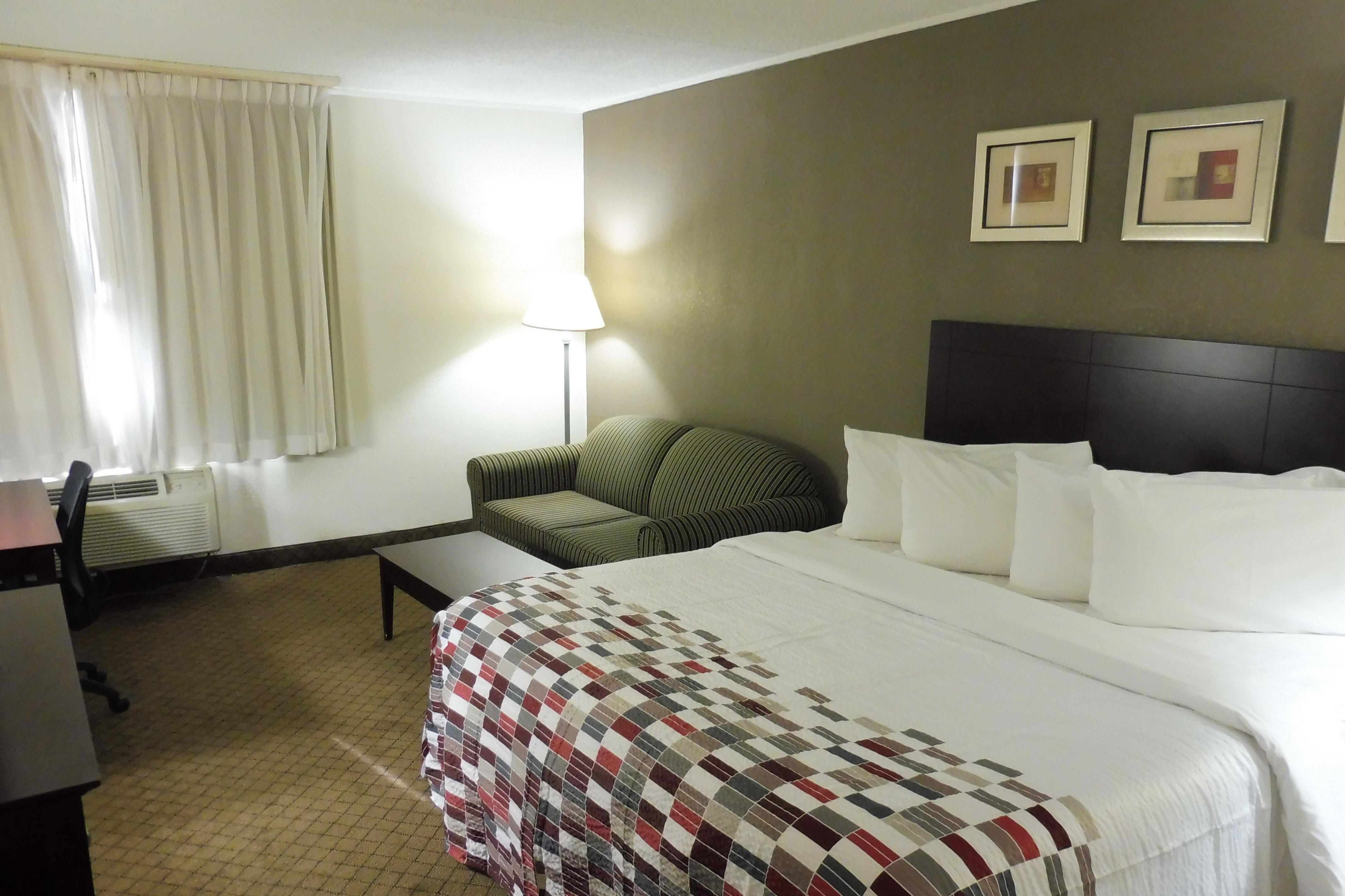 Red Roof Inn Plus Newark Liberty Airport - Картерет Экстерьер фото