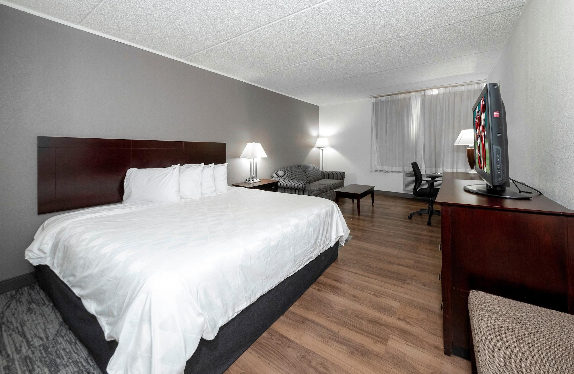 Red Roof Inn Plus Newark Liberty Airport - Картерет Экстерьер фото
